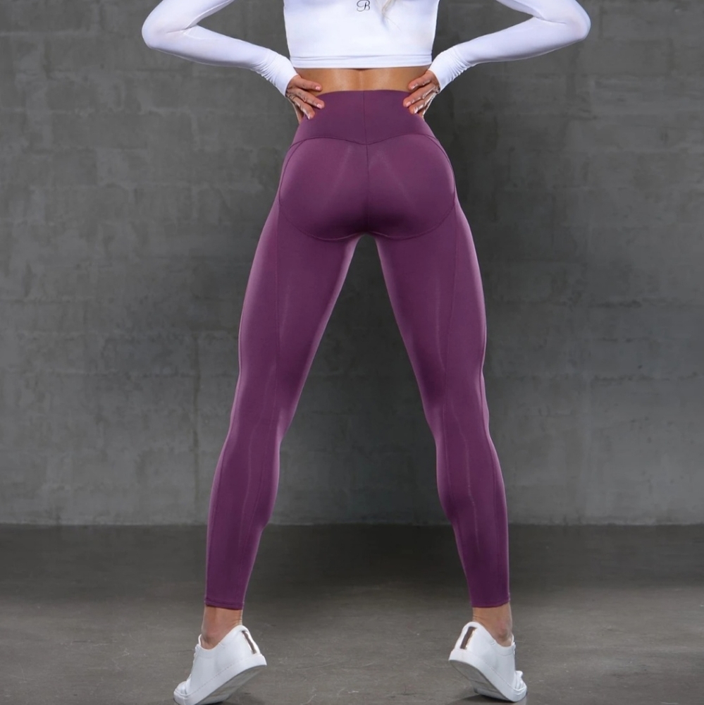 NWT Bombshell Sportswear Shape Leggings